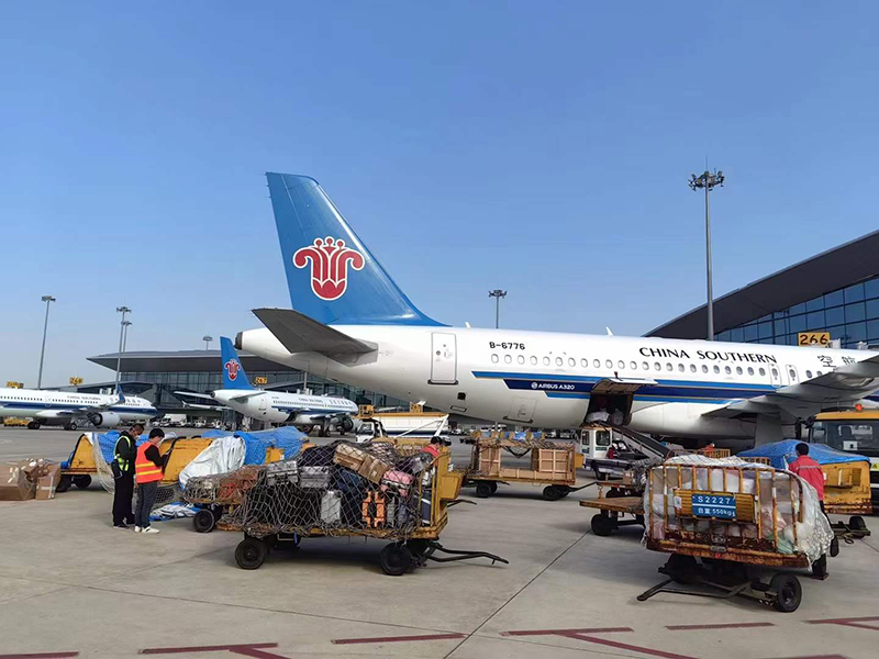 韶山到和田空运公司-航空